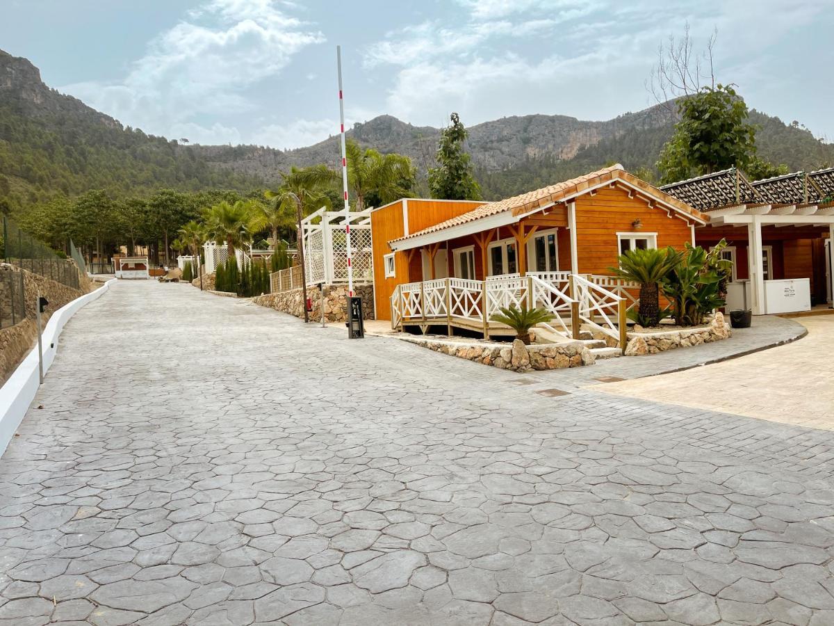 Kampaoh Cova Negra Hotel Marchuquera Exterior photo